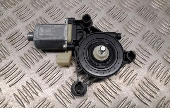 Audi A5 Rear door window regulator motor 8W0959802