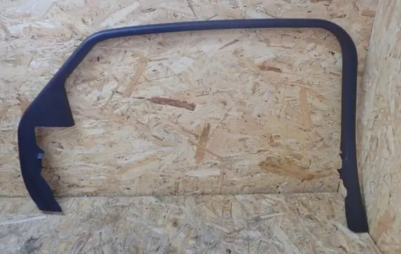 Jaguar XJ X351 Rear door window/glass frame AW93F25561B