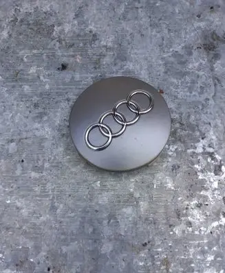 Audi A3 S3 8P Original wheel cap 4B0601170