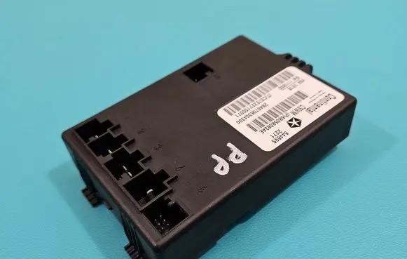 Lancia Thema Central body control module 68058083AE IMPRK1463211