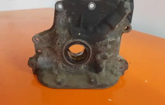 Seat Ibiza III (6L) Oil pump 036115105D