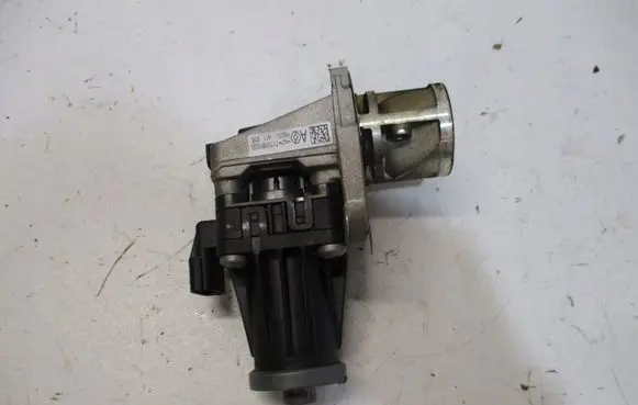 Dacia Duster Fuel injection high pressure pump H8201411538