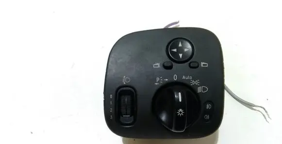 Mercedes-Benz C W203 Light switch A2035451404