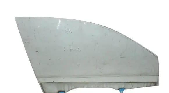 Mitsubishi Outlander Front door window glass four-door