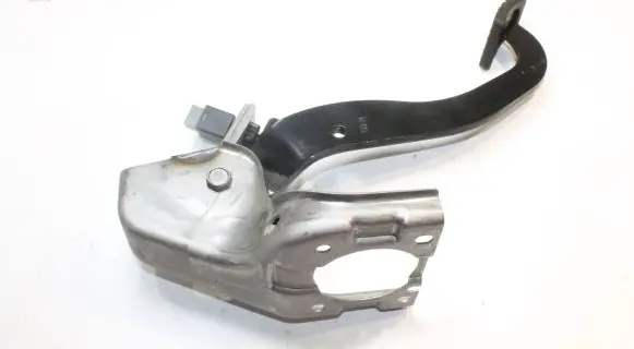 KIA Ceed Brake pedal