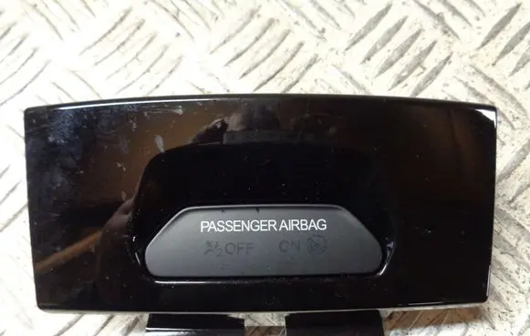Ford Fiesta Passenger airbag on/off switch BK2T14B418AB C1BBA061B62ABW