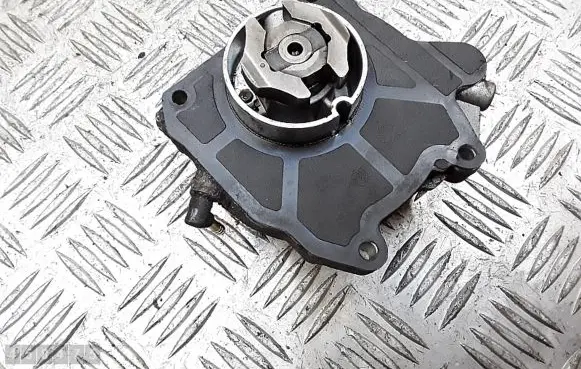 Vacuum pump
