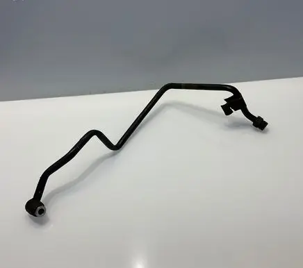 Mercedes-Benz E W211 Gearbox oil cooler pipe/hose A2112700527 2112700527