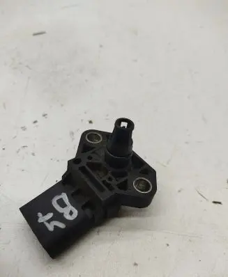 Volkswagen PASSAT B7 Air pressure sensor 0281002977