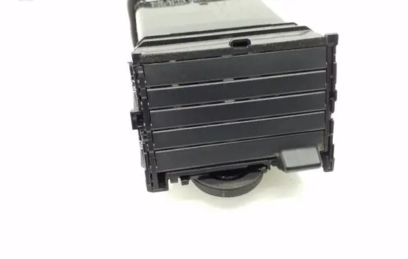Nissan Leaf I (ZE0) Dashboard side air vent grill/cover trim 687513NA0A
