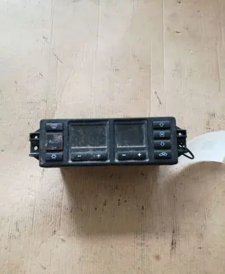 Audi A3 S3 8L Climate control unit 5HB00760804 8L0820043D