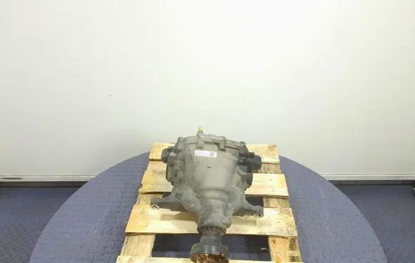 Ford Mustang I Rear differential JR3W-4200-UB