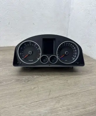 Volkswagen Golf V Speedometer (instrument cluster) 1K6920870E