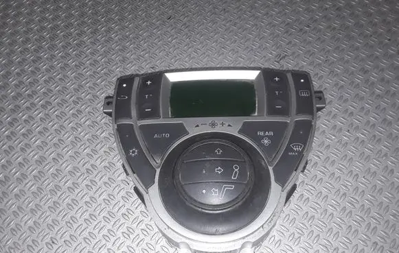 Peugeot 807 Climate control unit 14874990