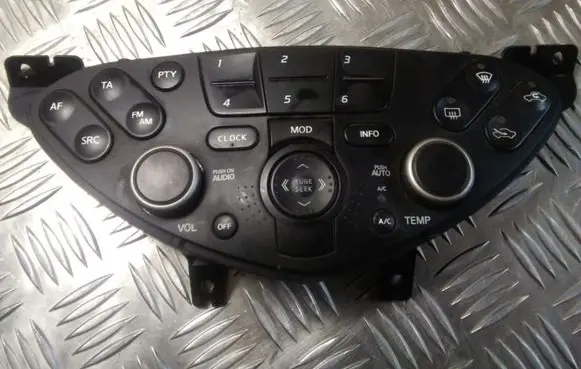 Nissan Primera Climate control unit 28395AV600 CSW5880C