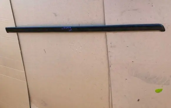 Fiat Croma Front door glass trim molding