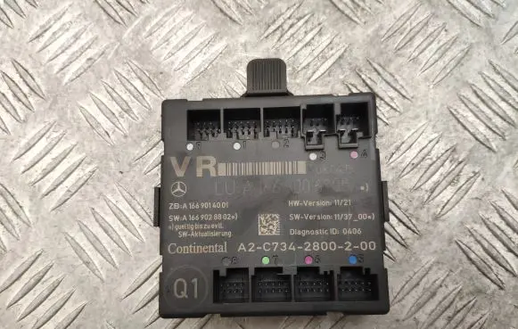 Mercedes-Benz CLA C117 X117 W117 Door control unit/module A1669014001