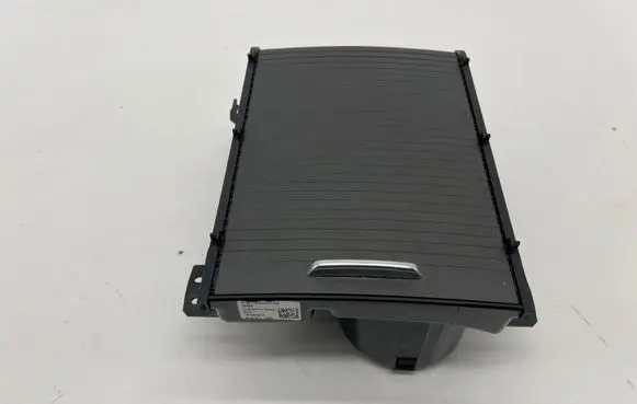 Land Rover Evoque II Cup holder front BJ32600D00AB