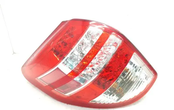 Toyota RAV 4 (XA30) Rear/tail lights 815600R010 LH715LRCL