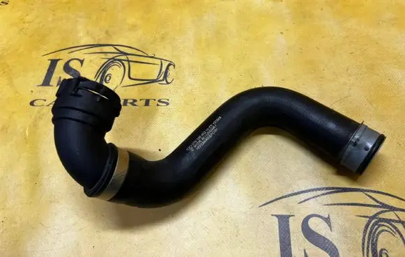 Porsche Panamera (970) Engine coolant pipe/hose 97010640210