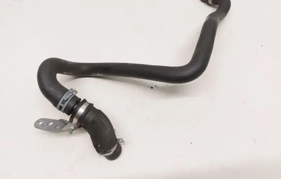 Mercedes-Benz CLA C117 X117 W117 Engine coolant pipe/hose A1768300096