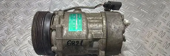 Volkswagen Caddy Air conditioning (A/C) compressor (pump) 7H0820803D 0470504824