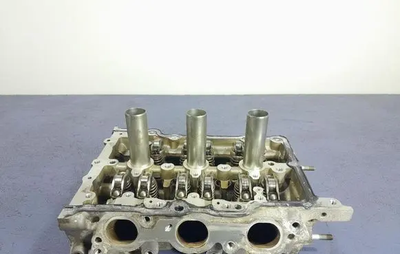 Hyundai i30 Engine head 
