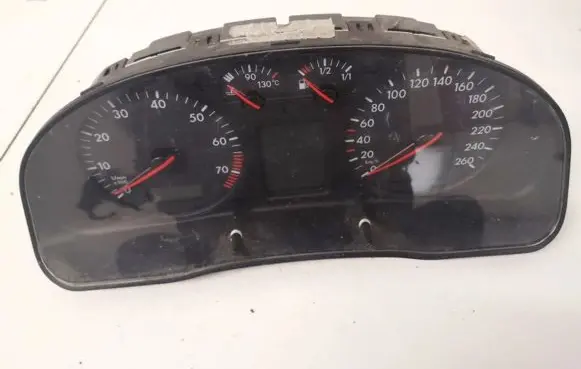 Volkswagen PASSAT B5 Speedometer (instrument cluster) 3b1919880b