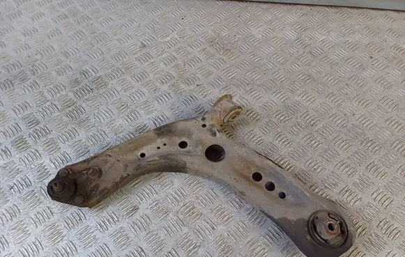 Seat Leon (5F) Front lower control arm/wishbone