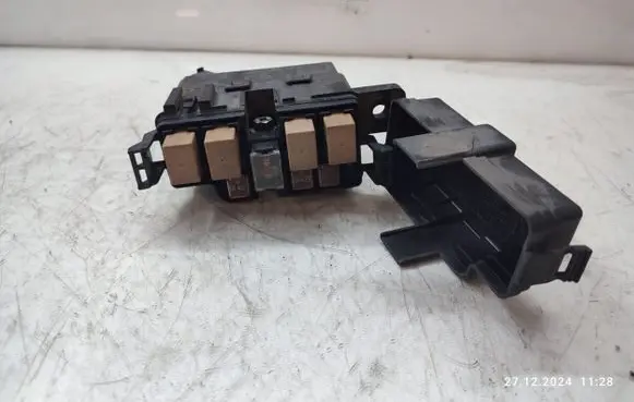 KIA Sportage Fuse box set 130309PDSL93