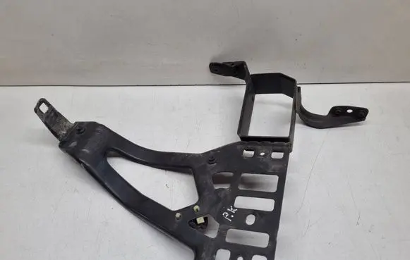 BMW 5 E60 E61 Front bumper mounting bracket 7163483 51647163483