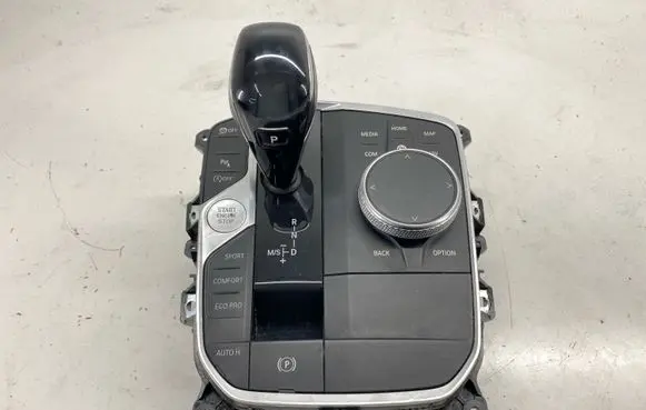 BMW 2 F44 Gear shifter/selector 5A08C13 61315A1DE32 901700250021