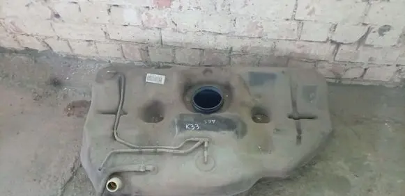 Nissan Almera Tino Fuel tank 172054U100