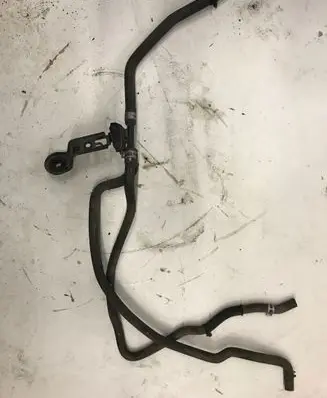 Toyota Avensis T270 Engine coolant pipe/hose 922592
