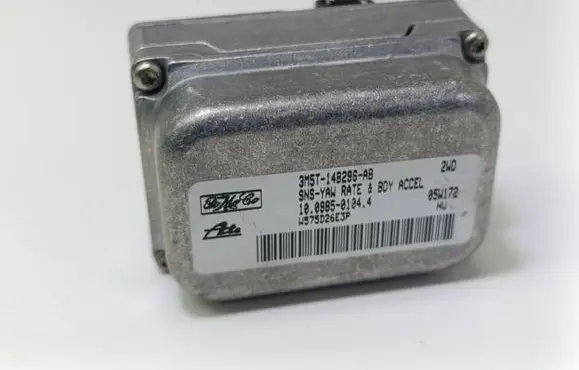 Volvo V50 ESP acceleration yaw rate sensor 3M5T14B296AB