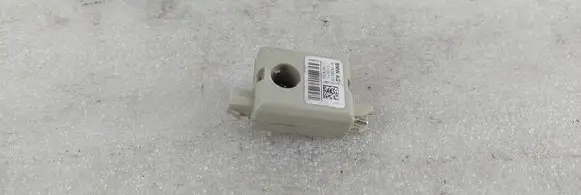 BMW 5 F10 F11 Antenna control unit 911826206 100311
