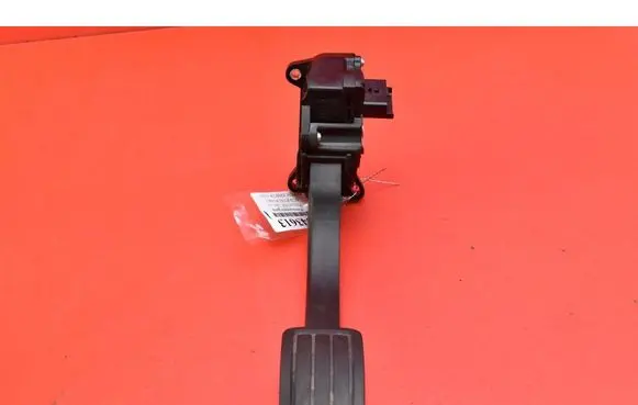 Peugeot 308 Accelerator throttle pedal 9674829180