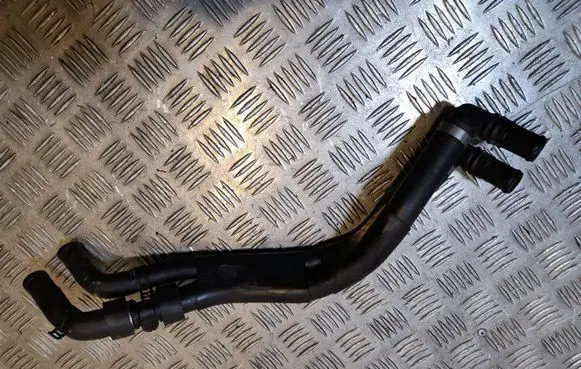 Audi Q7 4M Engine coolant pipe/hose 4M0819350F