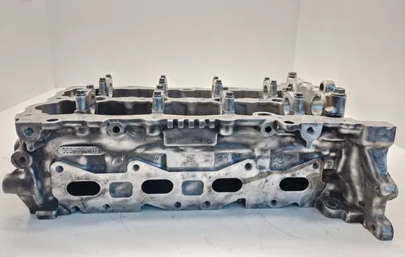 Opel Insignia B Engine head 55592785 55500307