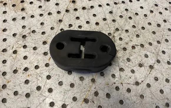 Microcar Due First Muffler mount bracket/holder 