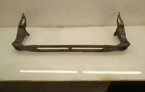 Volvo XC60 Front bumper shock/impact absorber 