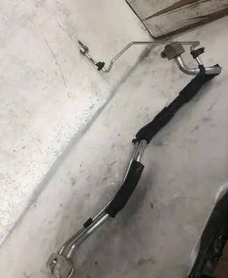 Jaguar XF X250 Air conditioning (A/C) pipe/hose