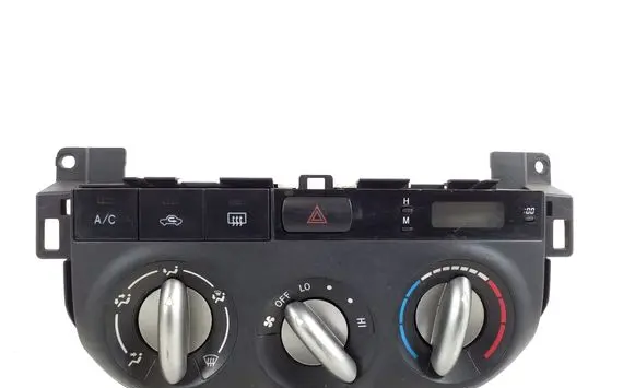 Toyota RAV 4 (XA20) Air conditioner control unit module 55900-42220
