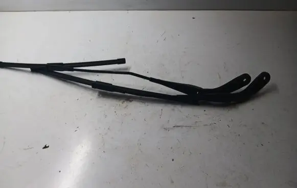 BMW 3 F30 F35 F31 Front wiper blade arm W000027229D