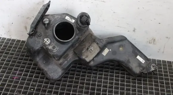 Volkswagen Sharan AdBlue liquid reservoir 7N0131877C