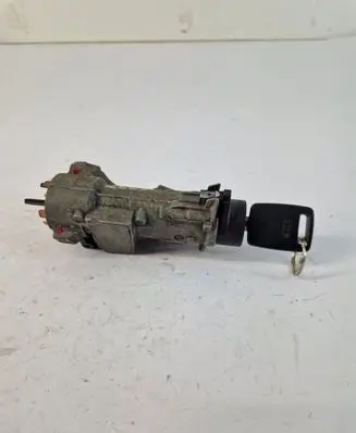 Audi A4 S4 B5 8D Ignition lock 4B0905851C