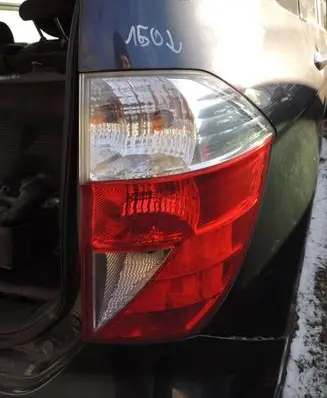 Honda FR-V Rear/tail lights 08T84