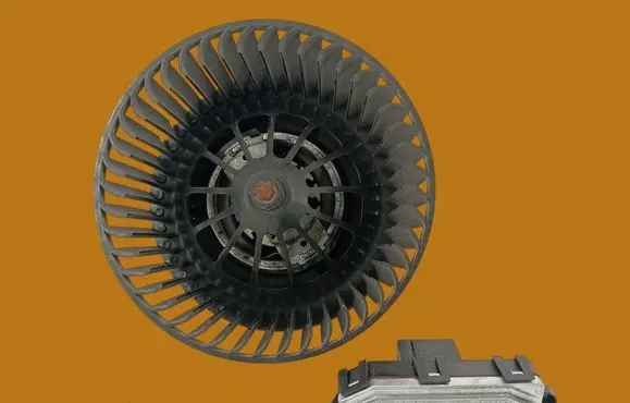 Volvo V40 Heater fan/blower 31369487