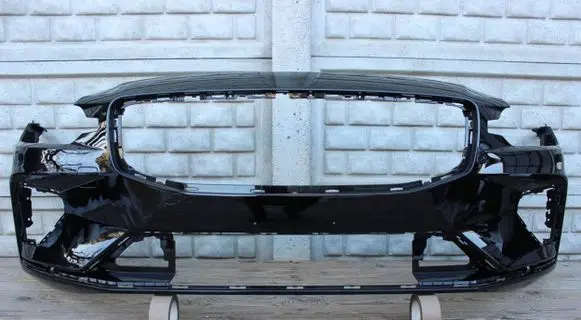 Volvo V60 Front bumper 31690530