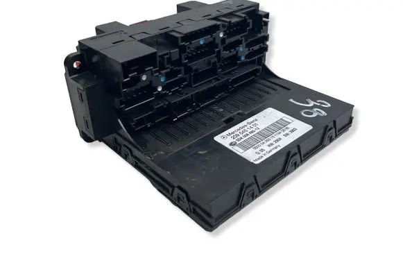 Mercedes-Benz CLK A209 C209 Fuse box set 2095451401 5DK00848512